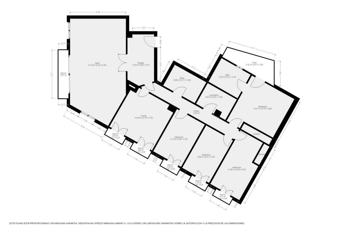 ¡Exclusivo piso señorial de 4 habitaciones con 6 balcones, terraza privada, garaje y trastero en la Creu Alta! ¿Buscas una vivienda amplia, luminosa y con espacios exteriores en una de las mejores zonas de Sabadell? Esta puede ser la oportunidad que estabas esperando. Housfy pone a la venta este magnífico piso señorial de 116 m² útiles, ubicado en la Creu Alta, uno de los barrios más demandados de Sabadell. La vivienda se encuentra en una finca del año 2000, construida por la prestigiosa Constructora Mañero, reconocida por la calidad de sus construcciones y sus excelentes acabados. La vivienda dispone de: ✔ 116 m² útiles. ✔ Amplio salón-comedor, muy luminoso y con salida al balcón. ✔ 4 habitaciones. ✔ Todas las habitaciones cuentan con su propio balcón, proporcionando una excelente entrada de luz natural y ventilación. ✔ La vivienda dispone de un total de 6 balcones, un elemento muy poco habitual que aporta amplitud y conexión con el exterior. ✔ Dormitorio principal tipo suite con salida a patio privado de 5,5m2 , un espacio perfecto para disfrutar de momentos de tranquilidad. ✔ 2 baños completos ✔ Zona de lavadero amplia e independiente. ✔ Cocina totalmente equipada. ✔ Climatización por conductos con aire acondicionado y bomba de calor, para disfrutar del máximo confort durante todo el año. ✔ Ascensor. ✔ Plaza de garaje de 11 m² incluida en el precio. ✔ Trastero 12m2 Uno de los aspectos más destacados de esta vivienda es su excelente aislamiento acústico, que garantiza tranquilidad y confort, junto con una construcción sólida y materiales de alta calidad. Una ubicación para disfrutar Vivir en la Creu Alta significa tenerlo todo al alcance de la mano. En apenas 10 minutos a pie llegarás al centro de Sabadell, a las estaciones de FGC y a una amplia zona comercial donde encontrarás El Corte Inglés, supermercados, restaurantes y todo tipo de servicios. Además, la vivienda se encuentra junto a la Plaça de les Dones del Tèxtil, un amplio espacio con parque infantil y zonas verdes, ideal para disfrutar en familia o relajarse al aire libre. En el entorno encontrarás también colegios, farmacias, transporte público, centros deportivos y todos los servicios necesarios para el día a día. Una vivienda difícil de encontrar La amplitud de sus estancias, la calidad de la construcción, su magnífica distribución, los numerosos espacios exteriores —con 8 balcones y una terraza privada en la suite—, junto con su excelente ubicación, convierten esta propiedad en una oportunidad única para quienes buscan calidad de vida en una de las zonas más valoradas de Sabadell. ¡No dejes escapar esta oportunidad y ven a descubrir tu próximo hogar! Aviso legal El precio de venta no incluye gastos de la compraventa como notaría, registro, impuestos, ni tampoco honorarios agencia. Esta publicación no es vinculante. Consulta siempre la nota simple con Housfy antes de formalizar la compraventa. Sobre nosotros Housfy es la plataforma integral de servicios inmobiliarios. Nuestra combinación de expertos y tecnología pone al alcance de todo el mundo servicios cómodos, claros y seguros. AICAT número: 7922. Nos encargamos de la gestión y asesoramiento de la compra. ¡Olvídate de todo! Hacemos los trámites por ti. Y, si además necesitas financiación, ponemos a tu disposición un bróker hipotecario para ayudarte a conseguir las mejores condiciones para tu perfil económico. ¿Quieres visitarla? Contacta con Housfy y agenda tu visita sin compromiso. Más información en: housfy.com En cumplimiento de la Ley 8/2026 en Cataluña, el certificado de presencia o ausencia de amianto se encuentra en proceso de tramitación.-53
