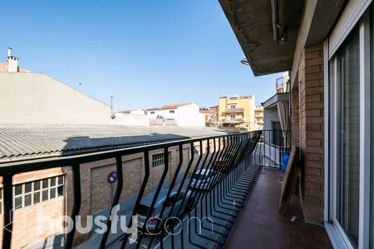 Fantástico piso en buena zona.-13