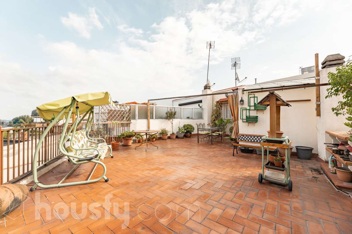 Piso exterior de 4 habitaciones con terraza privada y buhardilla en el Centro de Sant Feliu de Llobregat-29