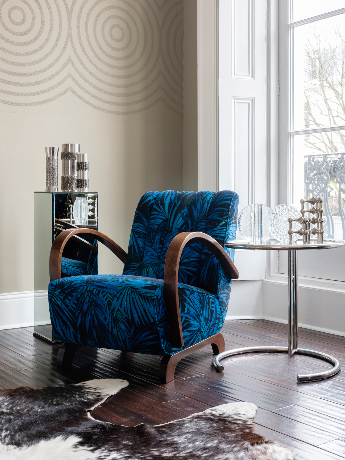Chic Vintage Furniture With A Contemporary Vibe How To Spend It