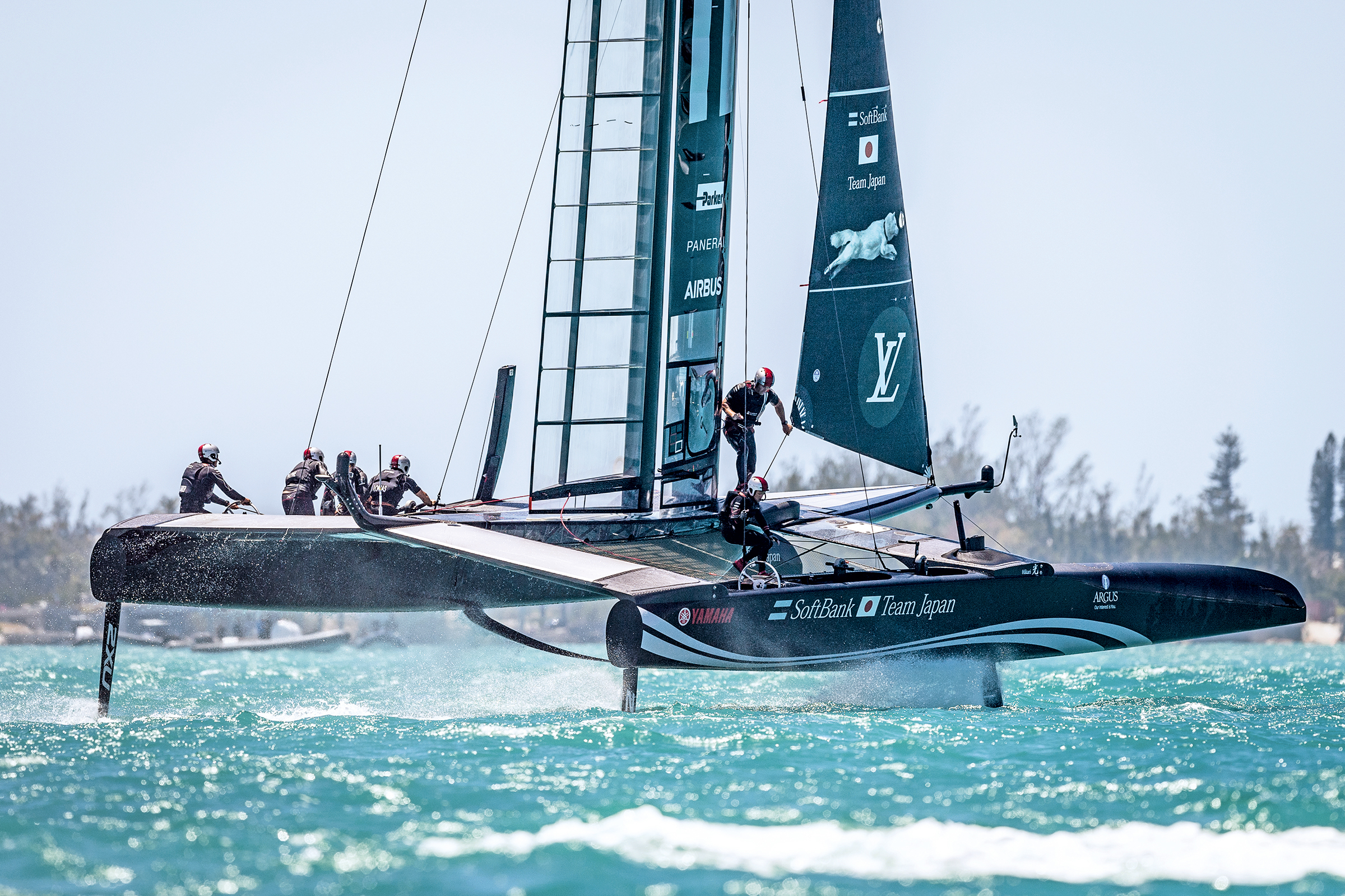 the hydrofoil sailing revolution started by the america’s