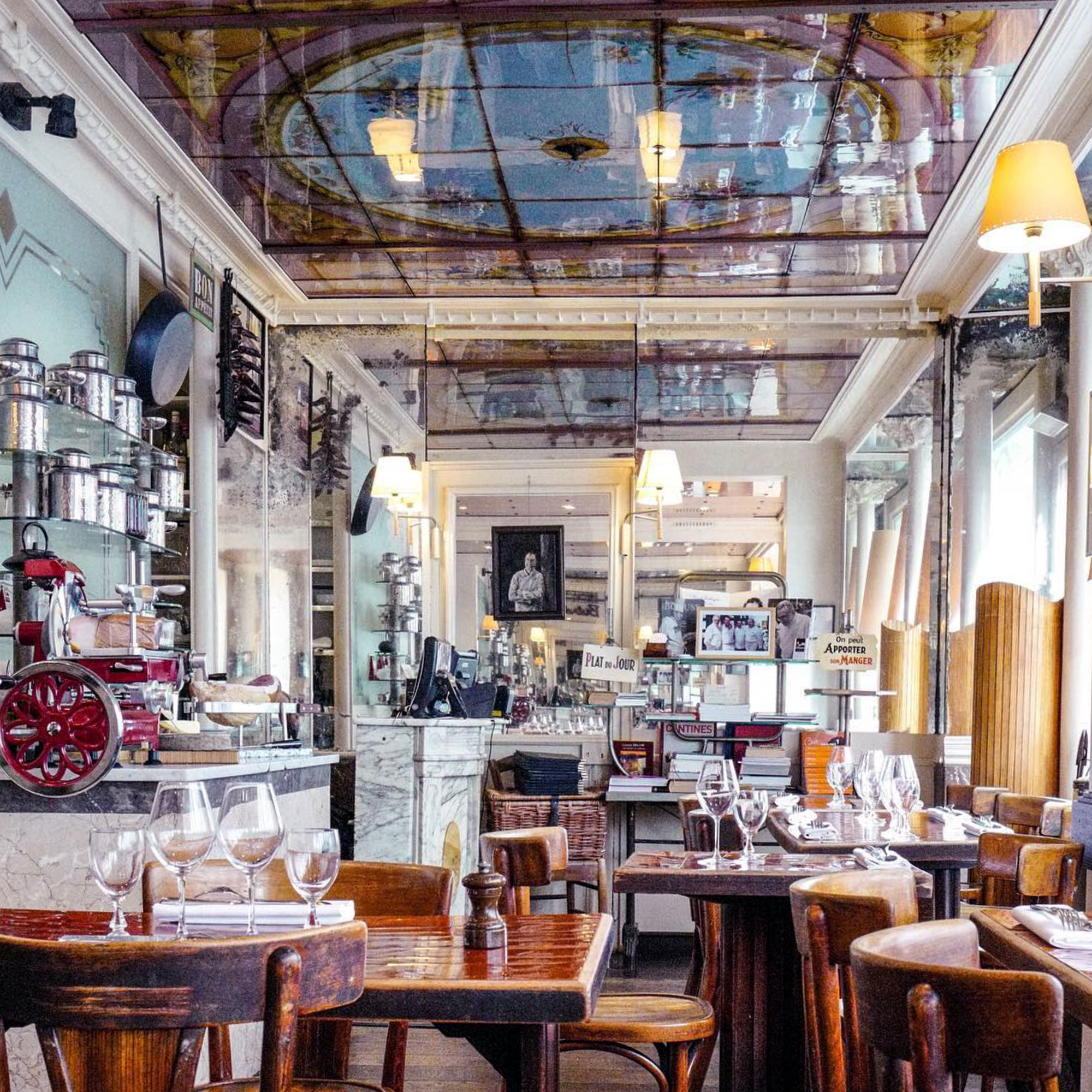 Seven don’tmiss Paris bistros for a romantic rendezvous How To Spend It