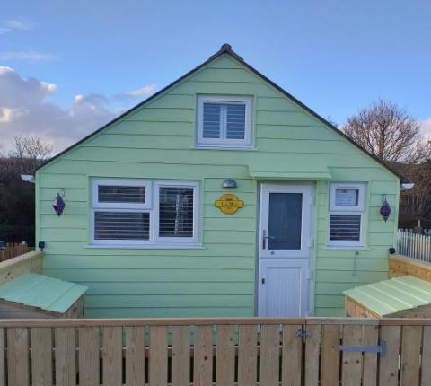 Holi Moli Beach Hut at Dunster Beach