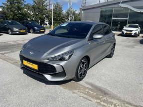 MG3 HYBRID 1.5L HEV LUXURY