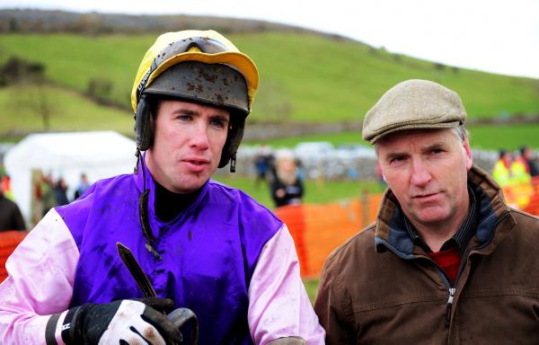 Nine hundred wins and still chasing