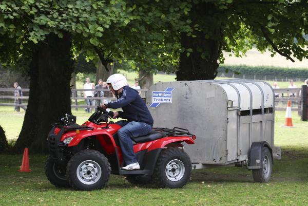 Entry call for 2014 Young Shepherd Competition