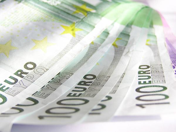 Leaving money in a bank- what are the options