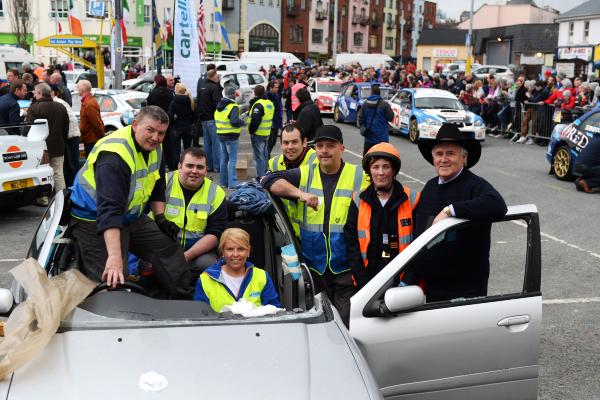 TR leads pray and stay group to Knock 