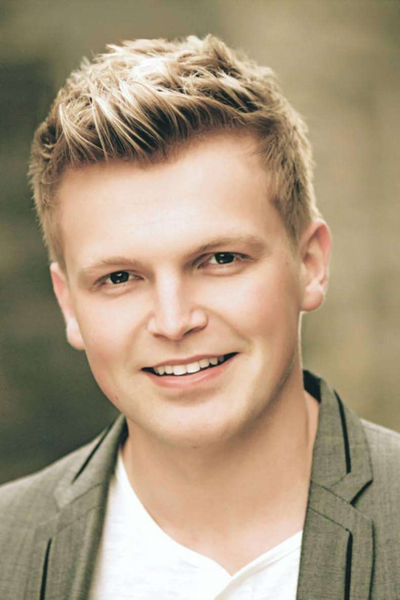 Tyrone singer Lee Matthews is all set to celebrate his first anniversary