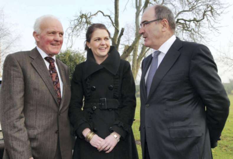 Benefits and drawbacks of trading through a farming company 