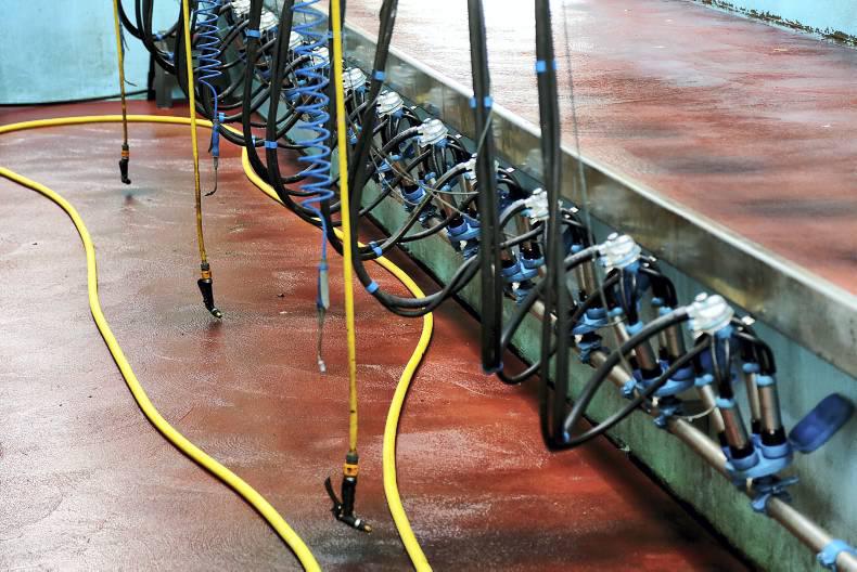 Domestic milk intake down 14.9% in January 