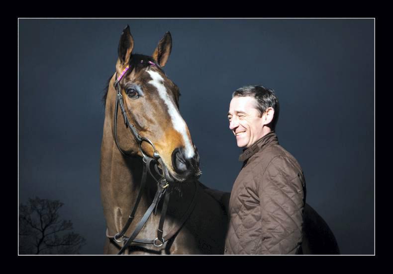 News: Obama receives St Patrick's Day gift by Galway photographer