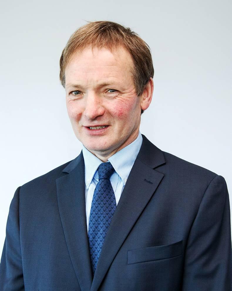 Lisavaird Chairman steps down 