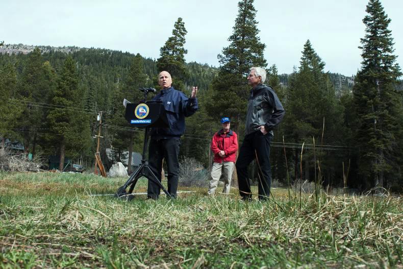 California drought drags milk production down