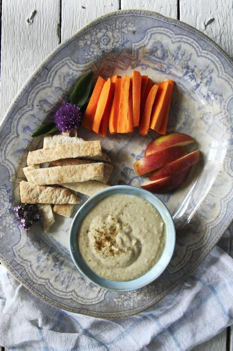 Nessa Robins' chia salmon and hummus dip to lower cholesterol