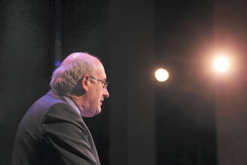 Latvian and Lithuanian agriculture ministers appeal for EU aid from Hogan