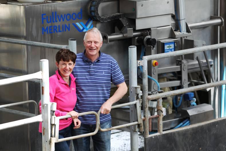 Robots, Fleckvieh and zero grazing in Coolrain