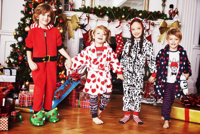 Christmas Gift Guide-Kids Gifts-2 pages