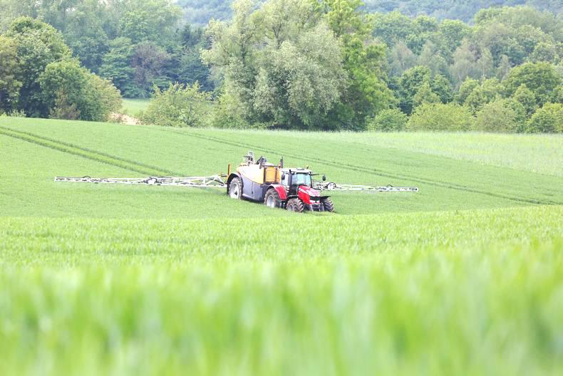 Challenger distribution in Ireland