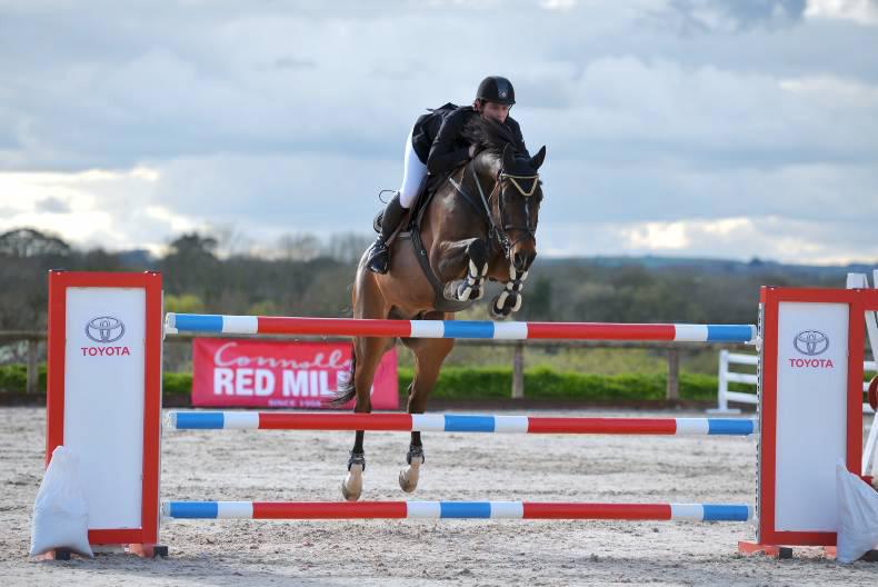 Rogan takes the win as O'Meara retains his crown