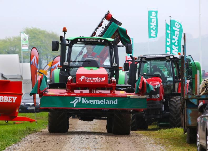 Watch: spreading and harvesting at Grass and Muck 2016