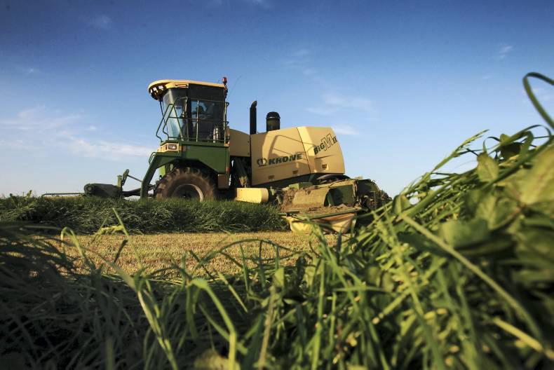 Tractor therapy - part 5: clothing in the cab