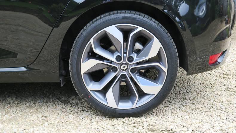 Poll result: Farmers paying up to €300 more for motor insurance 