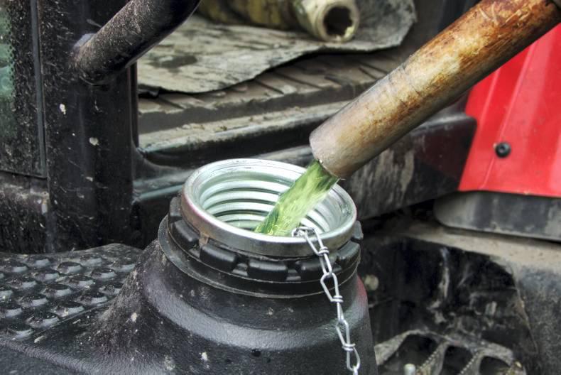 Fifteen vehicles found with green diesel on Inis Mór