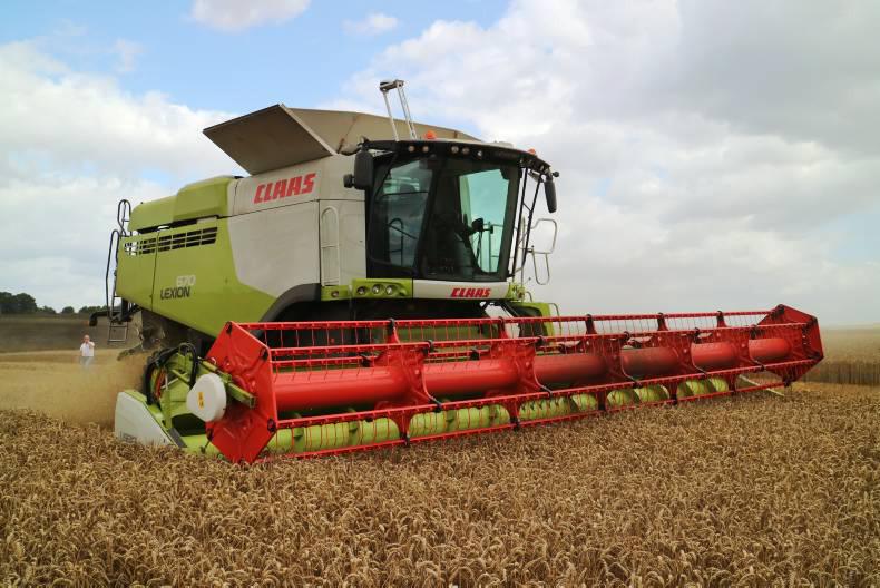In pictures: New Claas harvest machinery for 2017