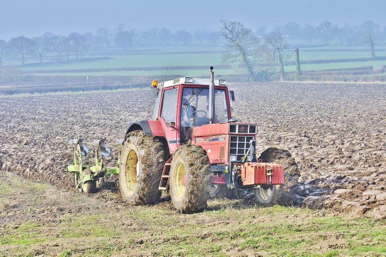 International six-pots for European farmers