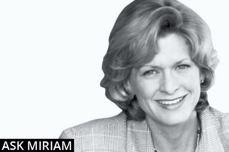 'My friend owes me €700 since the summer'
 