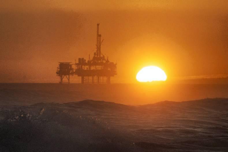Oil prices hit $70/barrel for the first time in three years