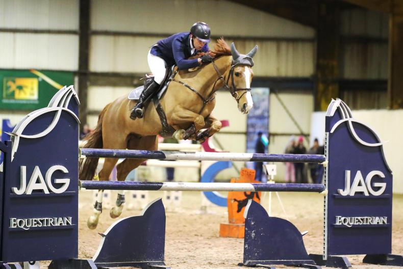 Curran back with a bang                              