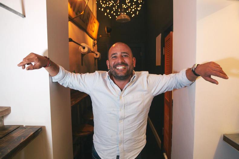 Singing cockles and mussels at Klaw Premium