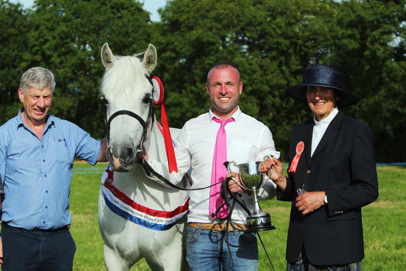 Charleville shines in sizzling temperatures              