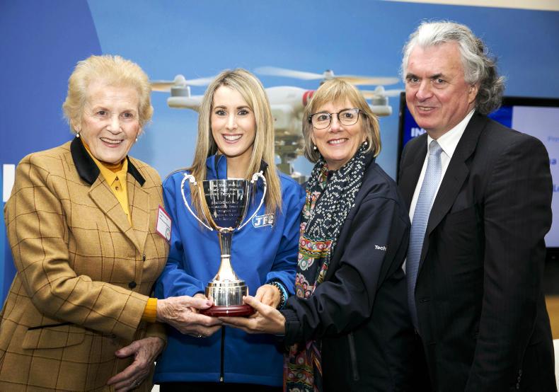 JFC employee wins female leadership award 