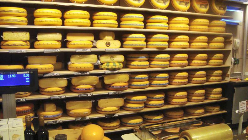 Weaker cheese and dairy ingredients prices hit profits at Saputo