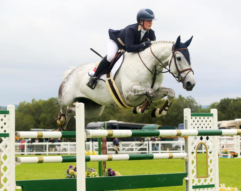 Brilliant jump-off leaves Derwin clear at the top