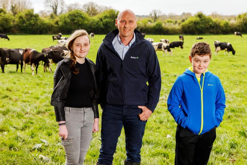 Westmeath farmer scoops top award Aurivo milk quality awards - Vimarsana News