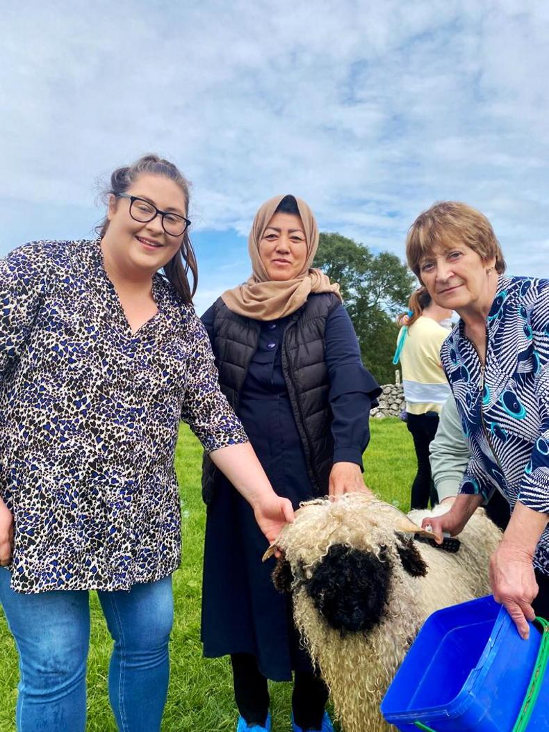 Macra na Feirme hosts migrant farm walk 