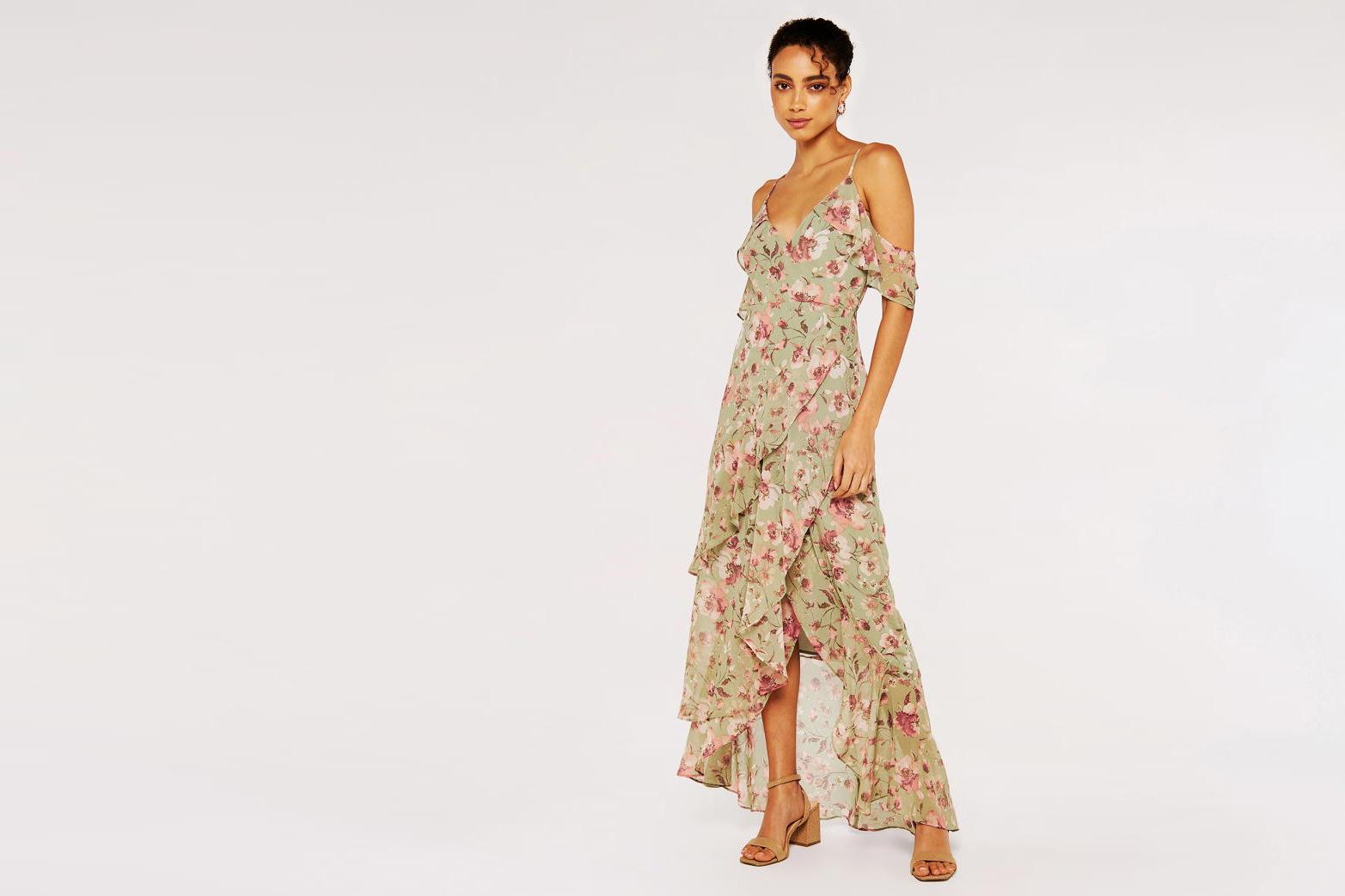 Sizzling summer holiday style 