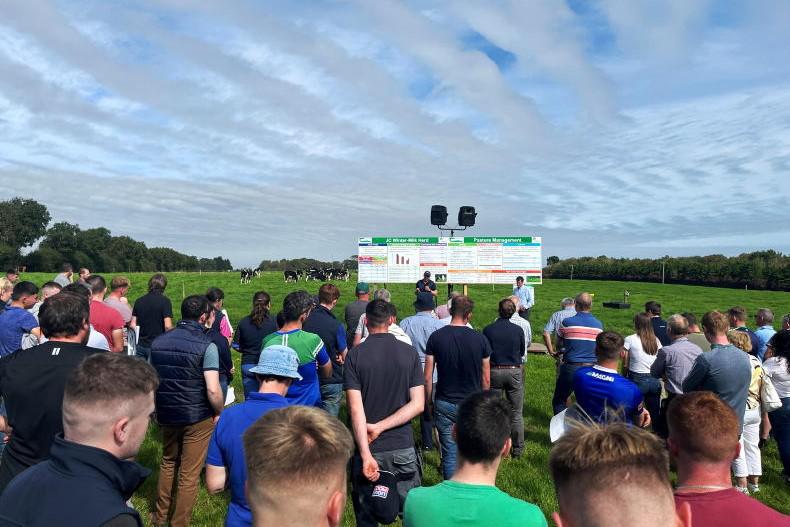 Hitting the targets in winter milk production - Vimarsana News