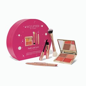 Beauty treats full of Christmas cheer Beauty treats full of Christmas cheer