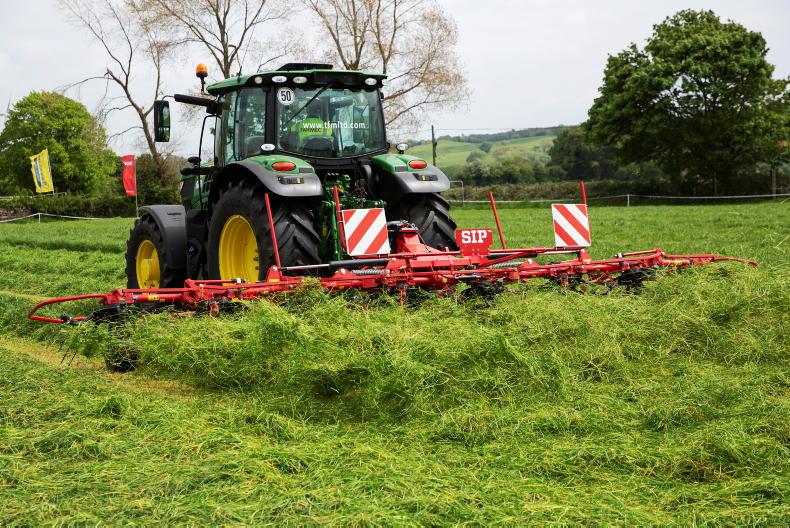 SIP and John Deere grass demo day set for Limerick - Vimarsana News