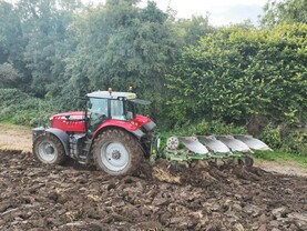 Amazone plough duo performing well in Fermanagh Amazone plough duo performing well in Fermanagh