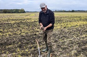 Silty soils and blackgrass control in England Silty soils and blackgrass control in England