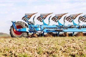 Lemken takes wraps off updated new semi-mounted plough Lemken takes wraps off updated new semi-mounted plough