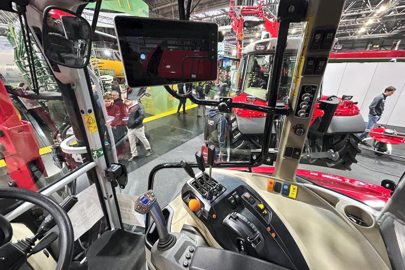 LAMMA 2025: Massey Ferguson debuts new six model 5M Series