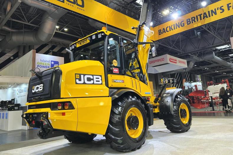 LAMMA 2025: JCB debuts new TM 280 telescopic wheel loader