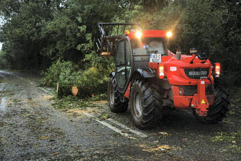 Storm Éowyn: over 715,000 homes, farms and businesses without power